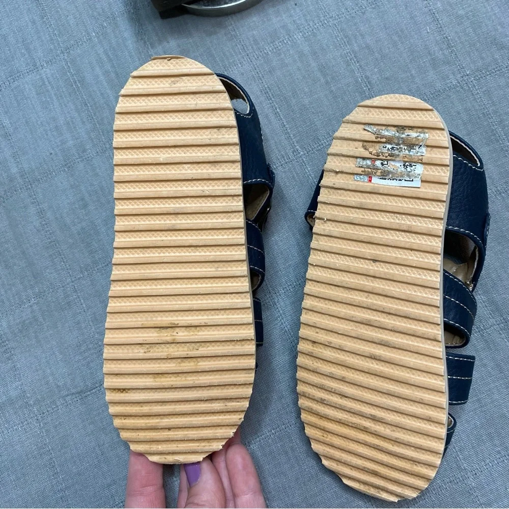 UGG Danial Toddler Fisherman Sandals Navy Closed Toe Size 12